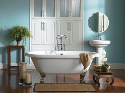 Vintage clawfoot bathtub